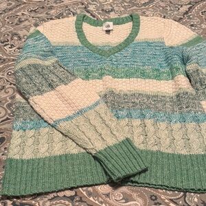 Cabi Women's V-Neck Sweater in Green and Cream